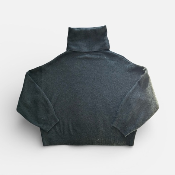 H&M Women's Medium Black Wool Blend Oversized Turtleneck Sweater 90s Minimalist - Picture 2 of 11